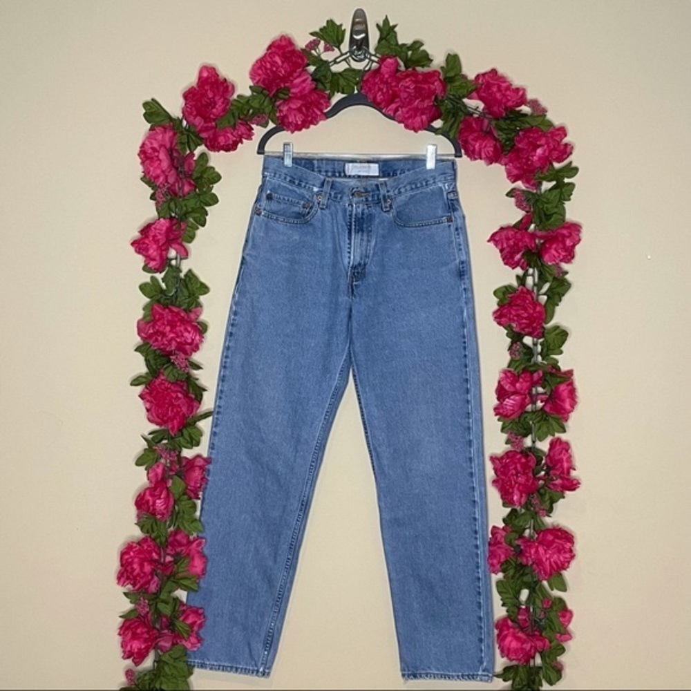 Levi’s 550 Relaxed Fit Light Wash Vintage Jeans